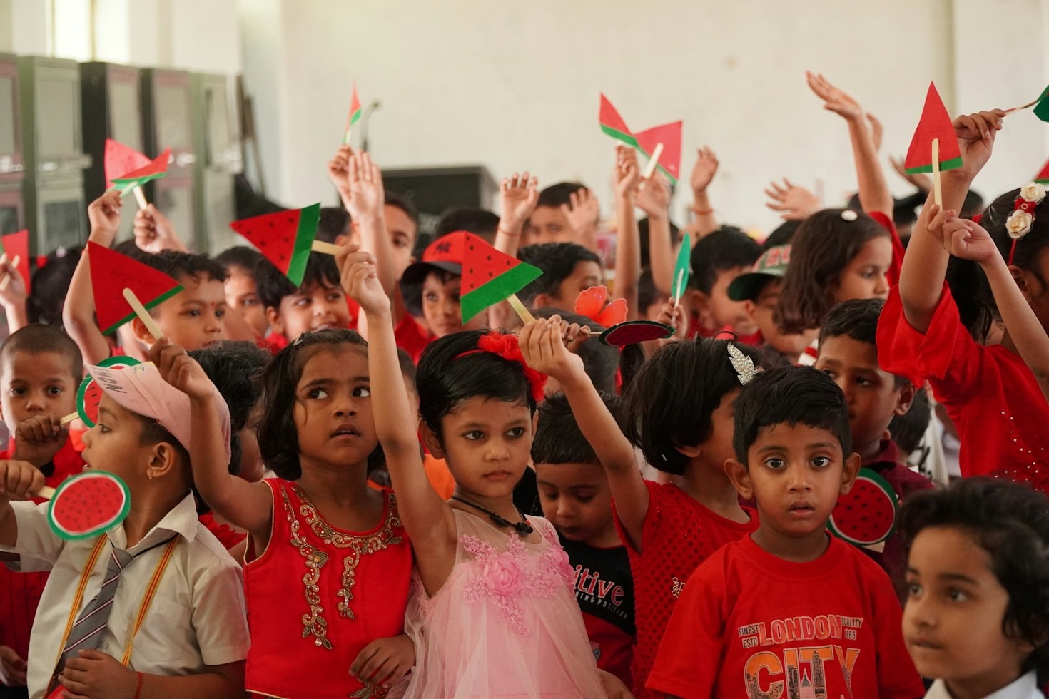 Simple Ways to Volunteer at School This Semester